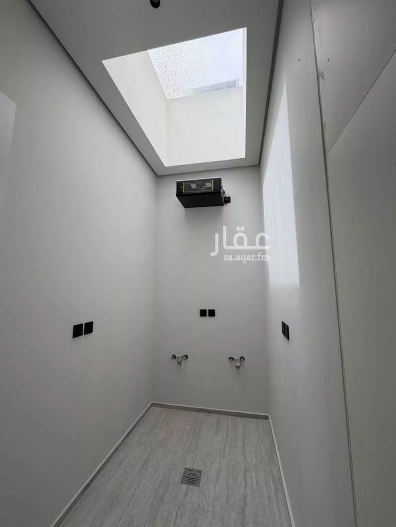 2 bedroom floor in Al Narjis 8