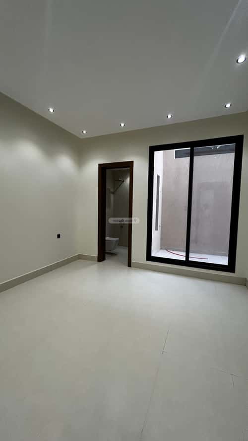 5 bedroom villa in Tuwaiq 18