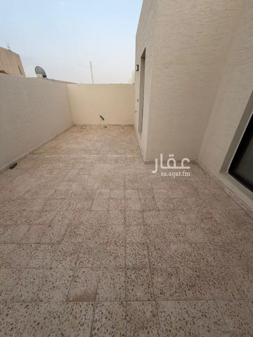 3 bedroom floor in Tuwaiq 3