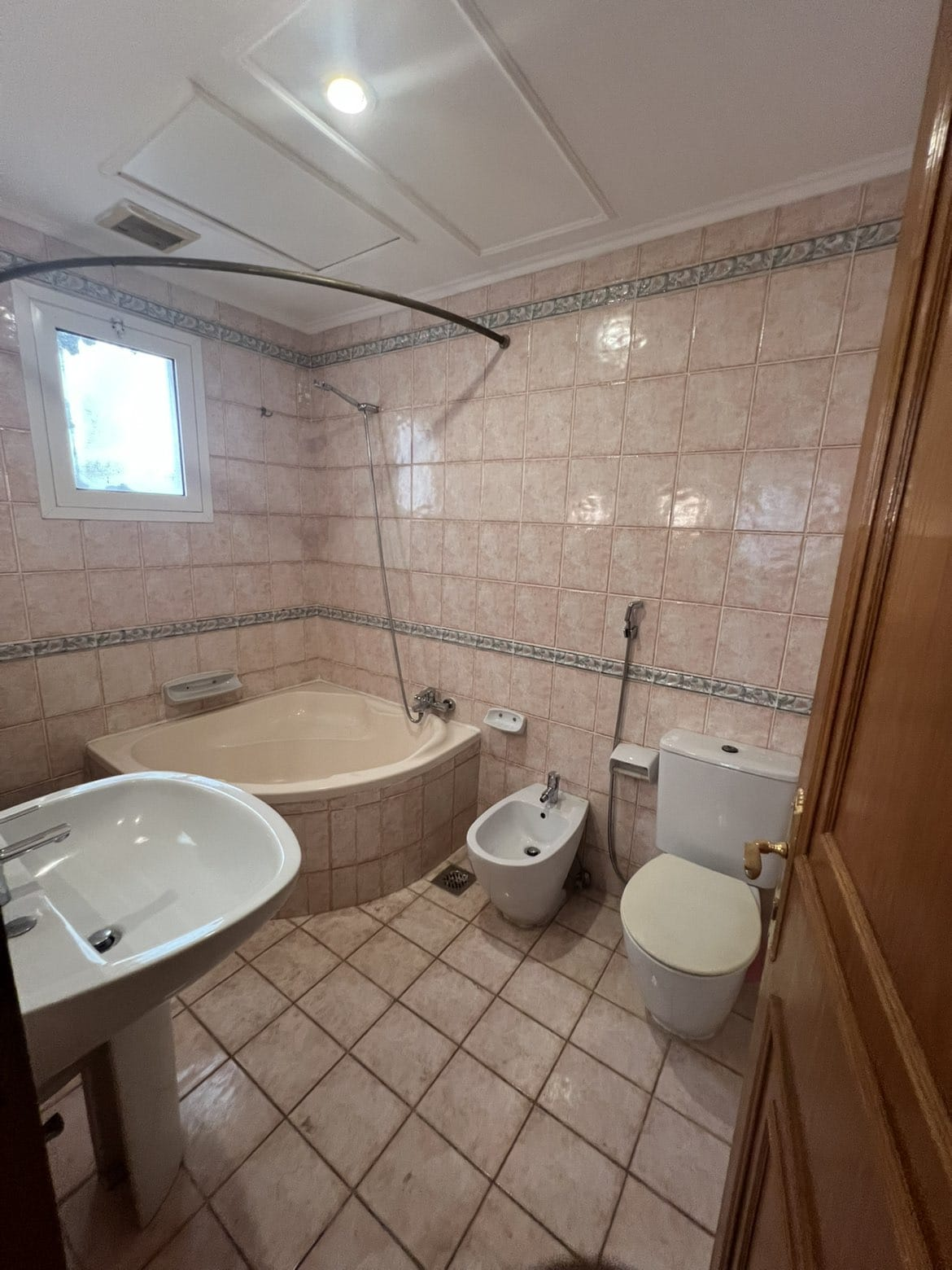 3 bedroom villa in Al Zahra, Jeddah 3