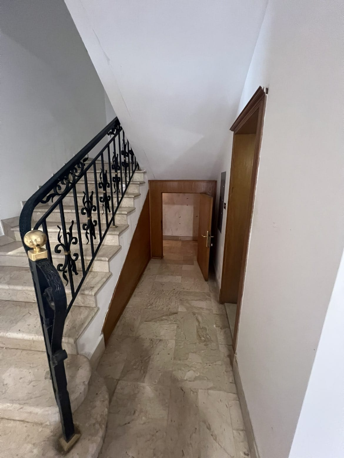 3 bedroom villa in Al Zahra, Jeddah 4