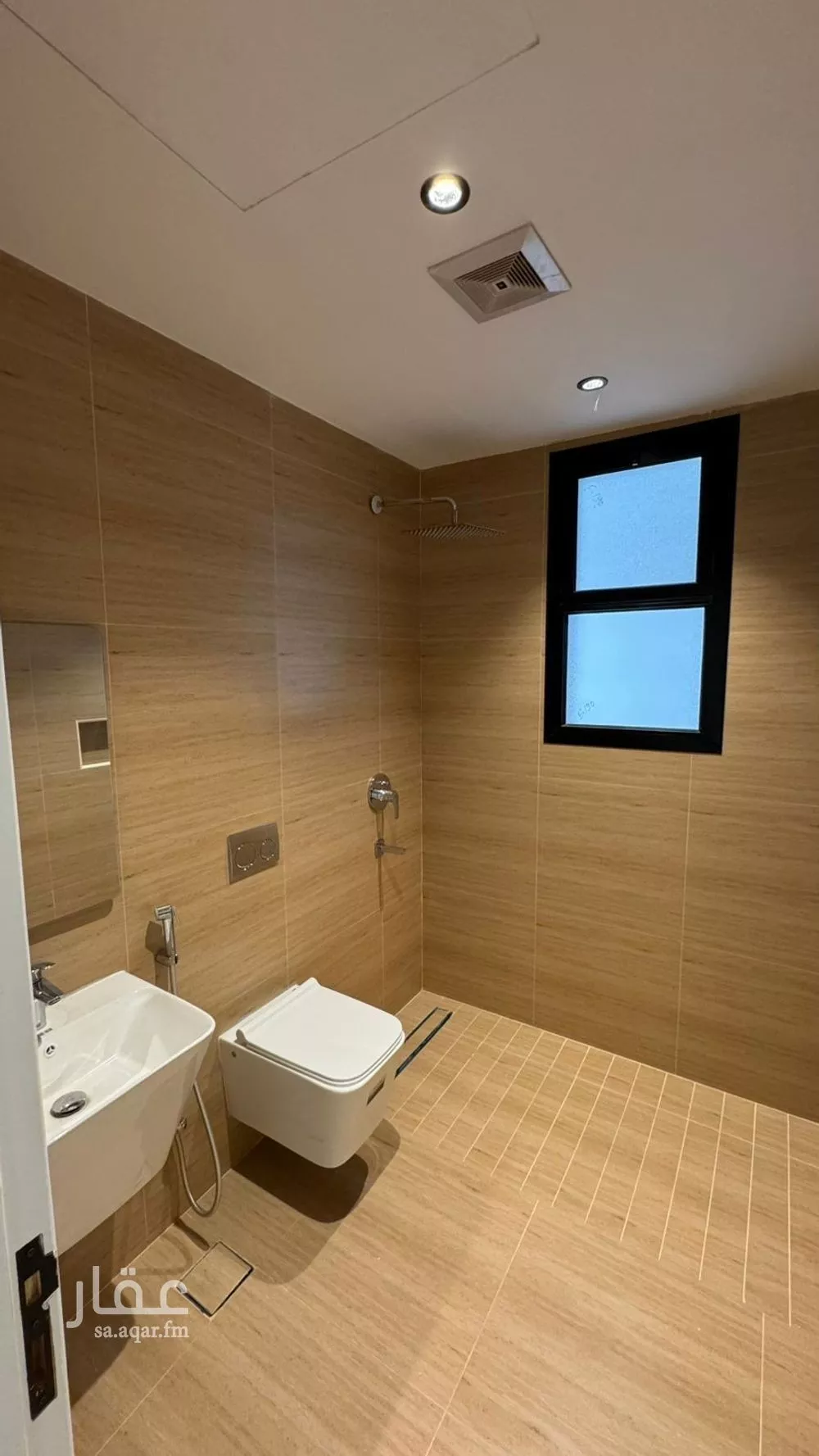 3 bedroom apartment in Al Hamra 4