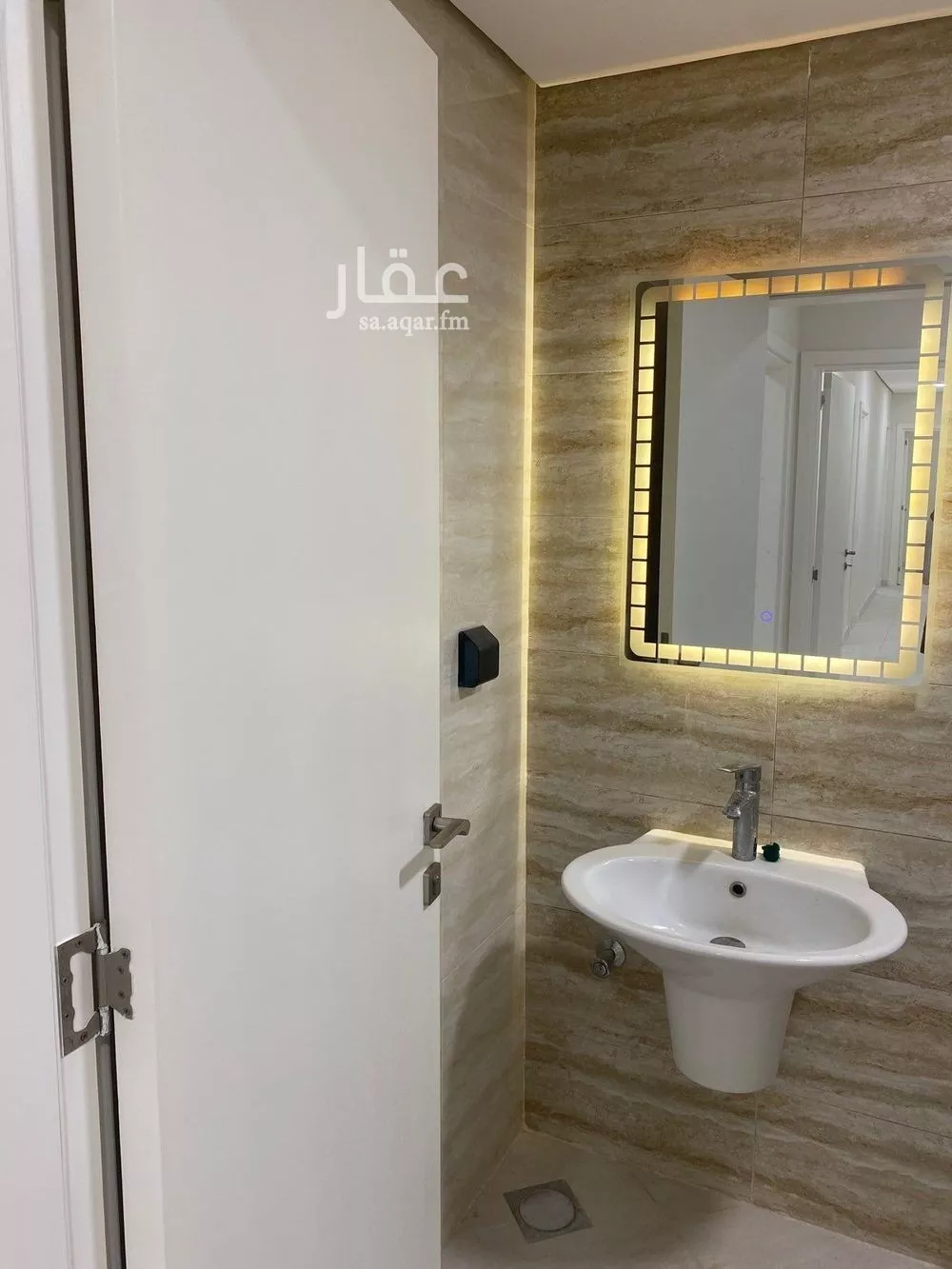 4 bedroom apartment in Al Hamra 5