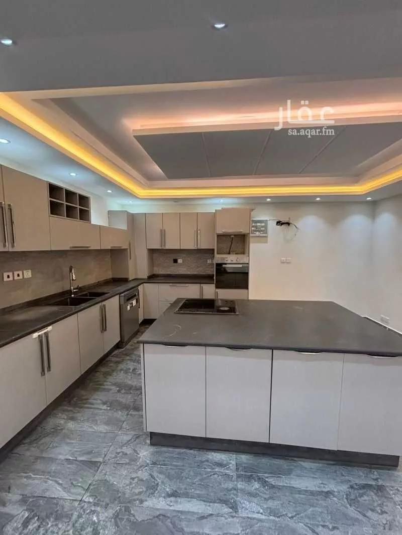 3 bedroom apartment in Al Bawadi 4