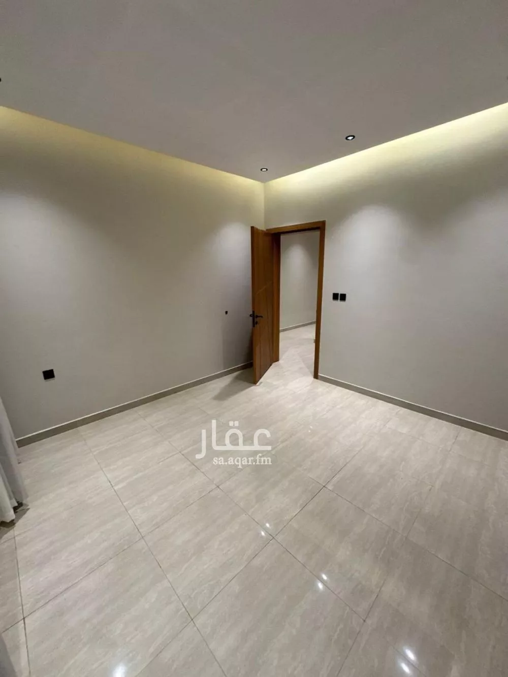 4 bedroom apartment in Al Hamra 6