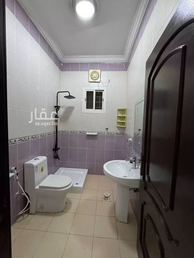 3 bedroom apartment in Al Hamdaniyah 5