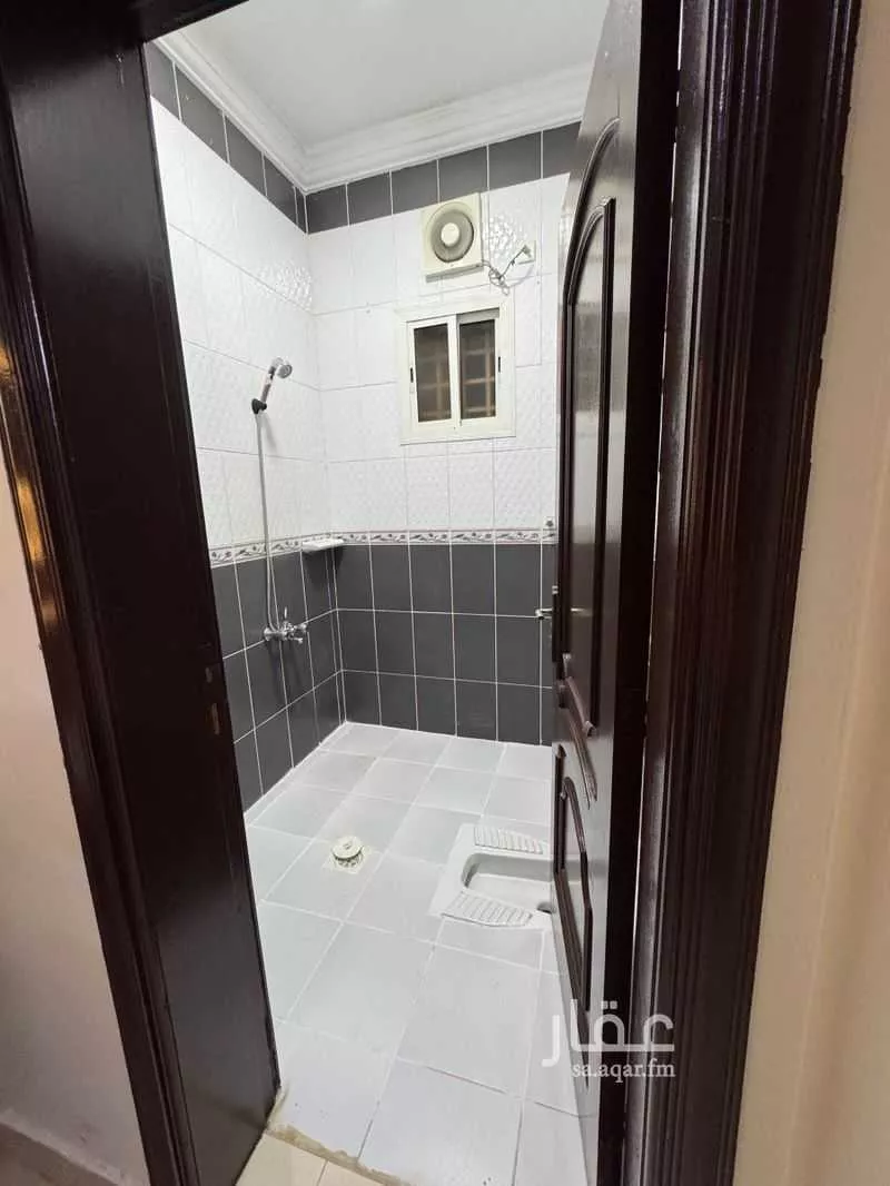 3 bedroom apartment in Al Hamdaniyah 6