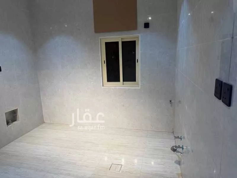 4 bedroom apartment in Al Falah 3