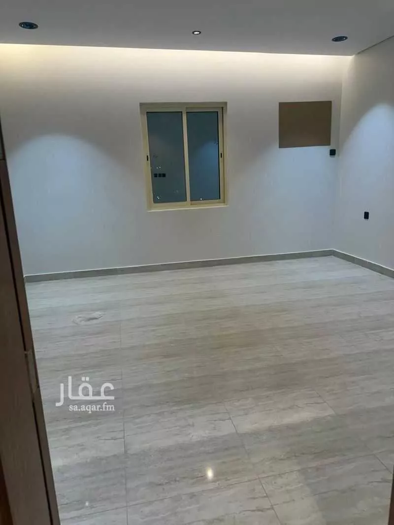 4 bedroom apartment in Al Falah 5