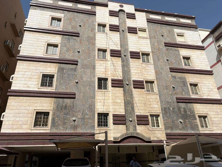 3 bedroom apartment in Muraykh 2