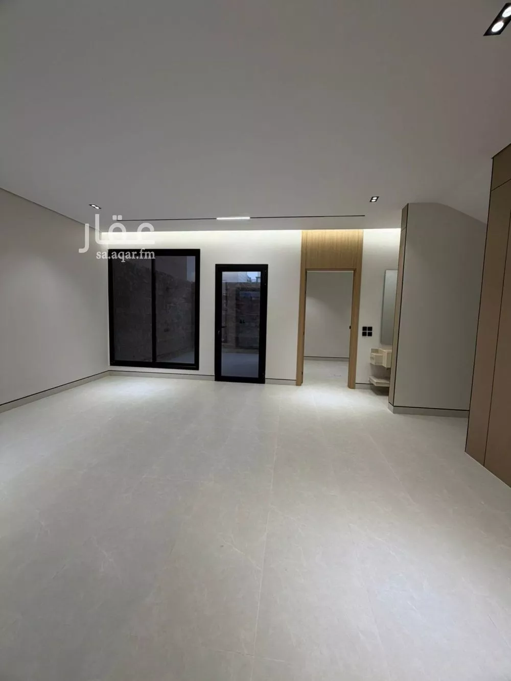 7 bedroom villa in Al Rimal 12