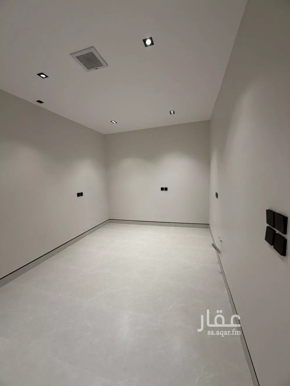 7 bedroom villa in Al Rimal 18