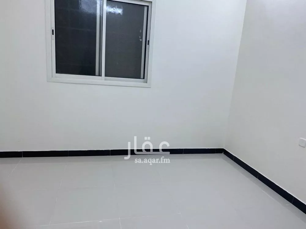 3 bedroom floor in Al Qadisiyah 5
