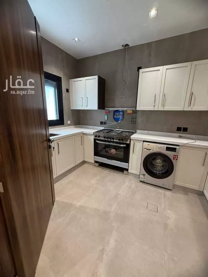دور 3 غرف في الفلاح 8
