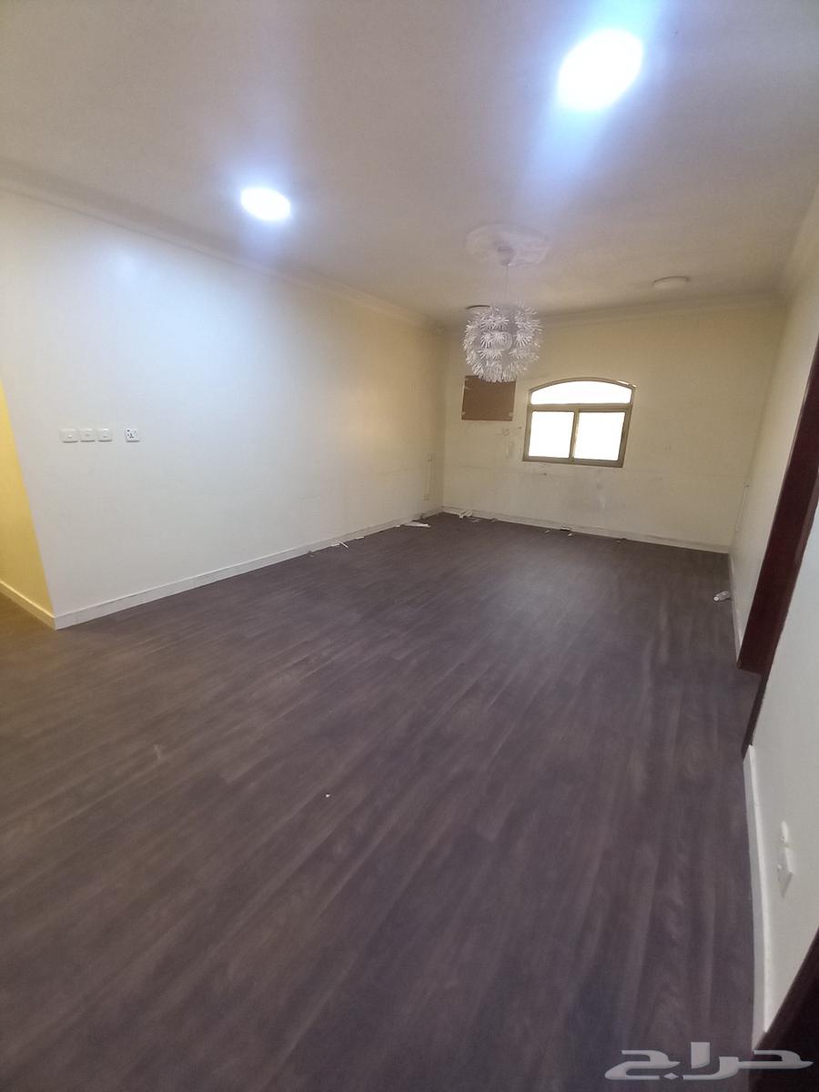5 bedroom apartment in Ibn Khaldun 8