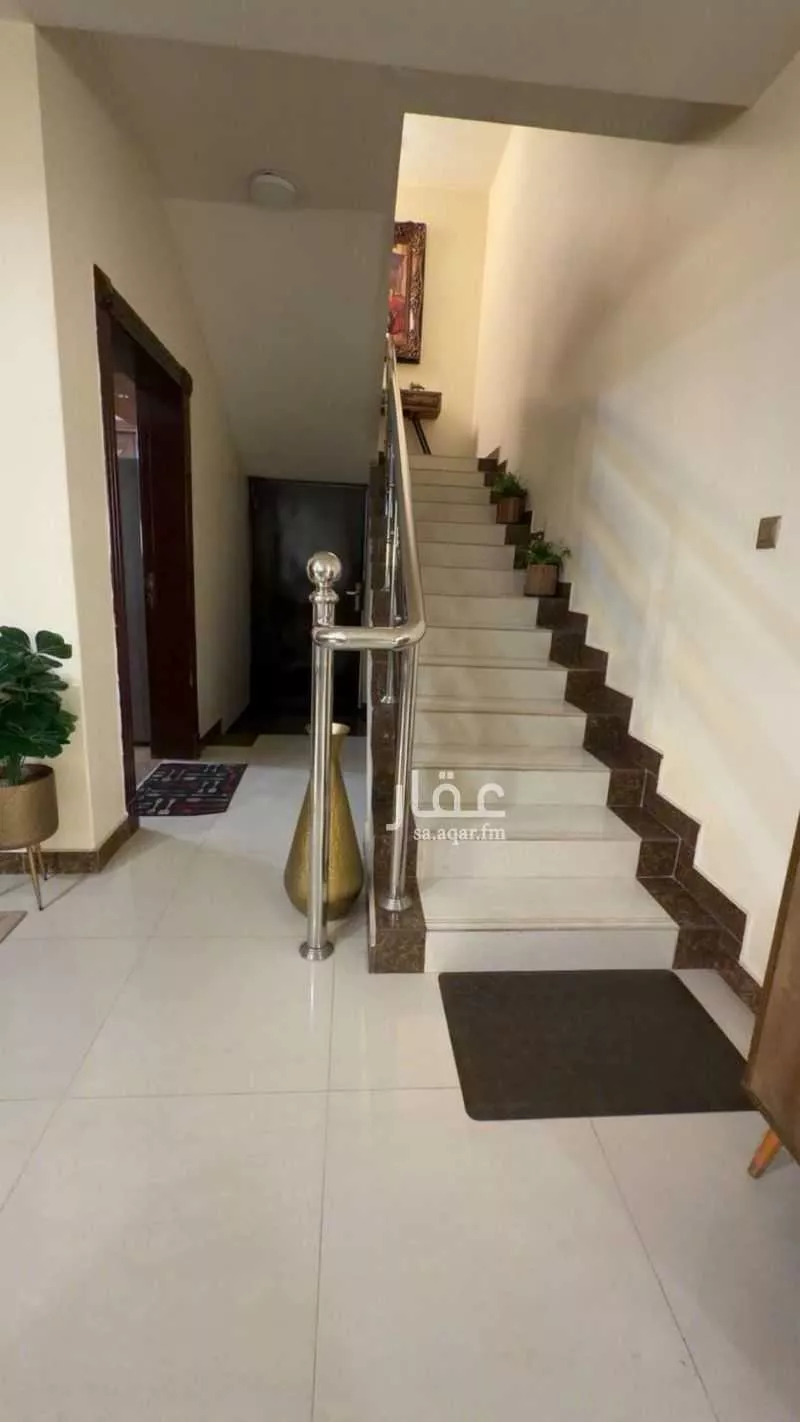 8 bedroom villa in Laban, Riyadh 5