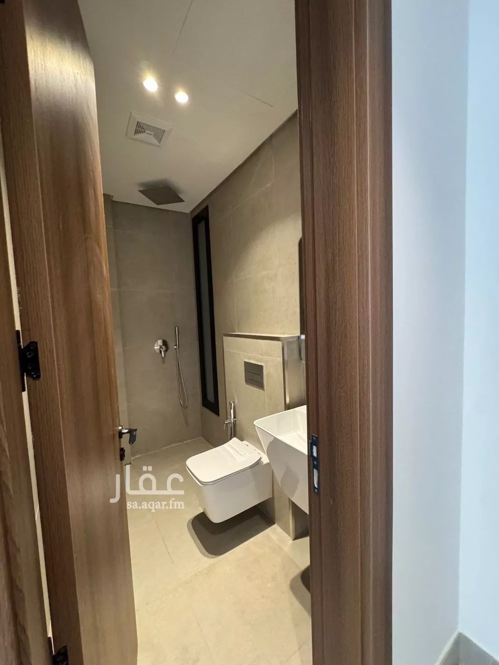 3 bedroom apartment in Al Hizam Al Thahabi, Eastern Province 8