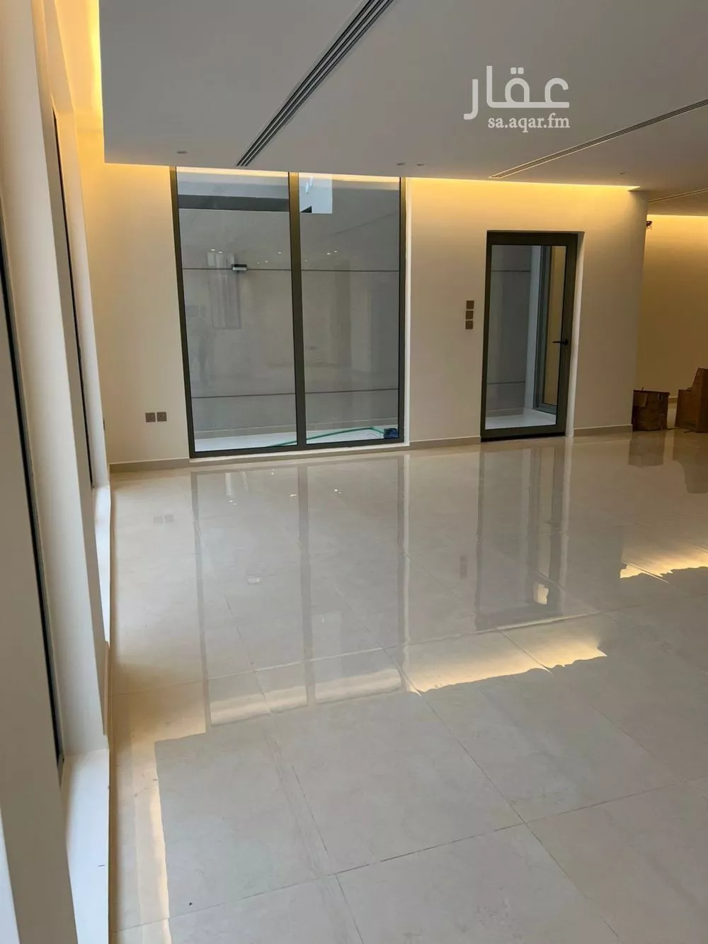 5 bedroom villa in Al Aridh 2