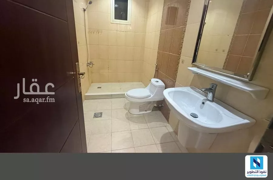 3 bedroom apartment in Al Malqa 7