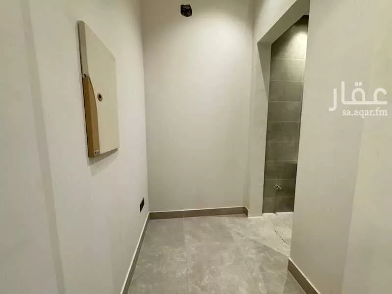 2 bedroom apartment in Al Yarmouk 9