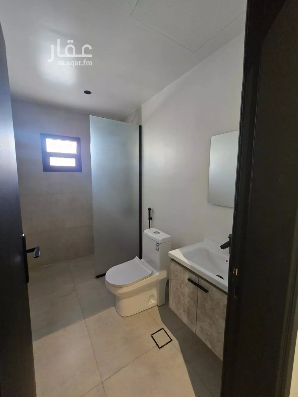 3 bedroom apartment in Al Malqa 15