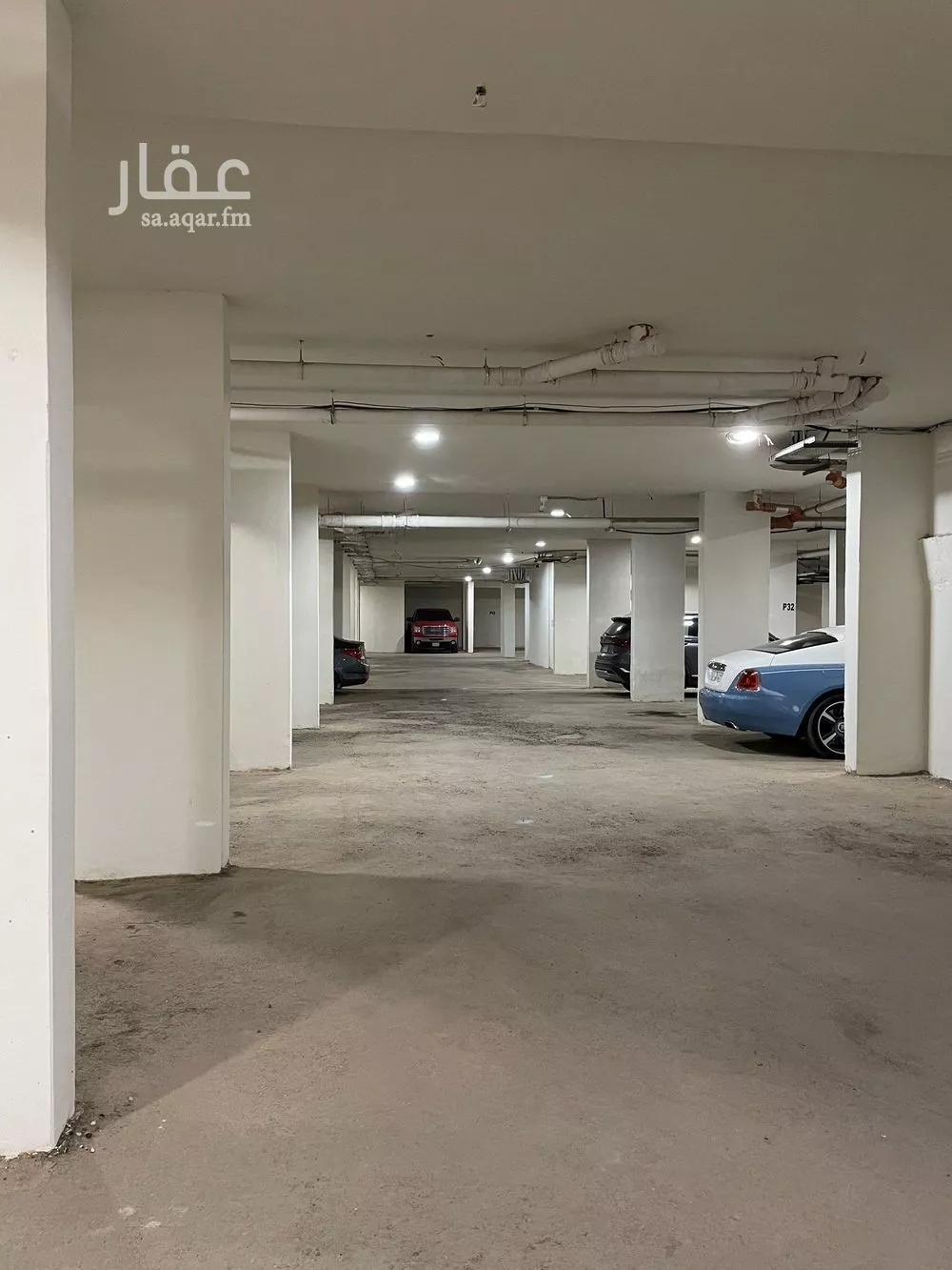 3 bedroom apartment in Al Malqa 5