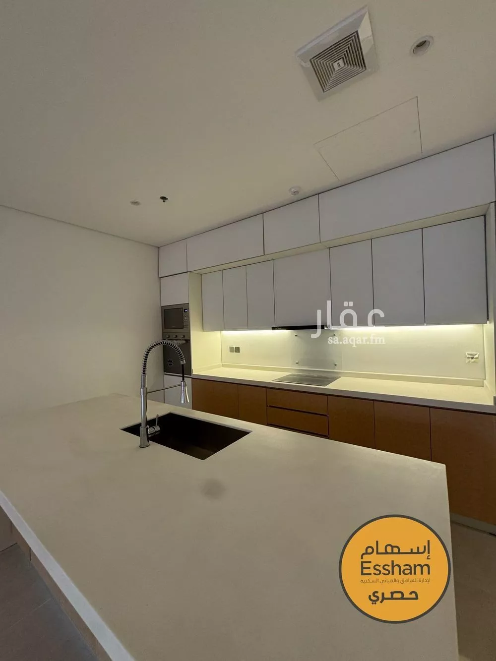3 bedroom apartment in Al Hizam Al Thahabi 2