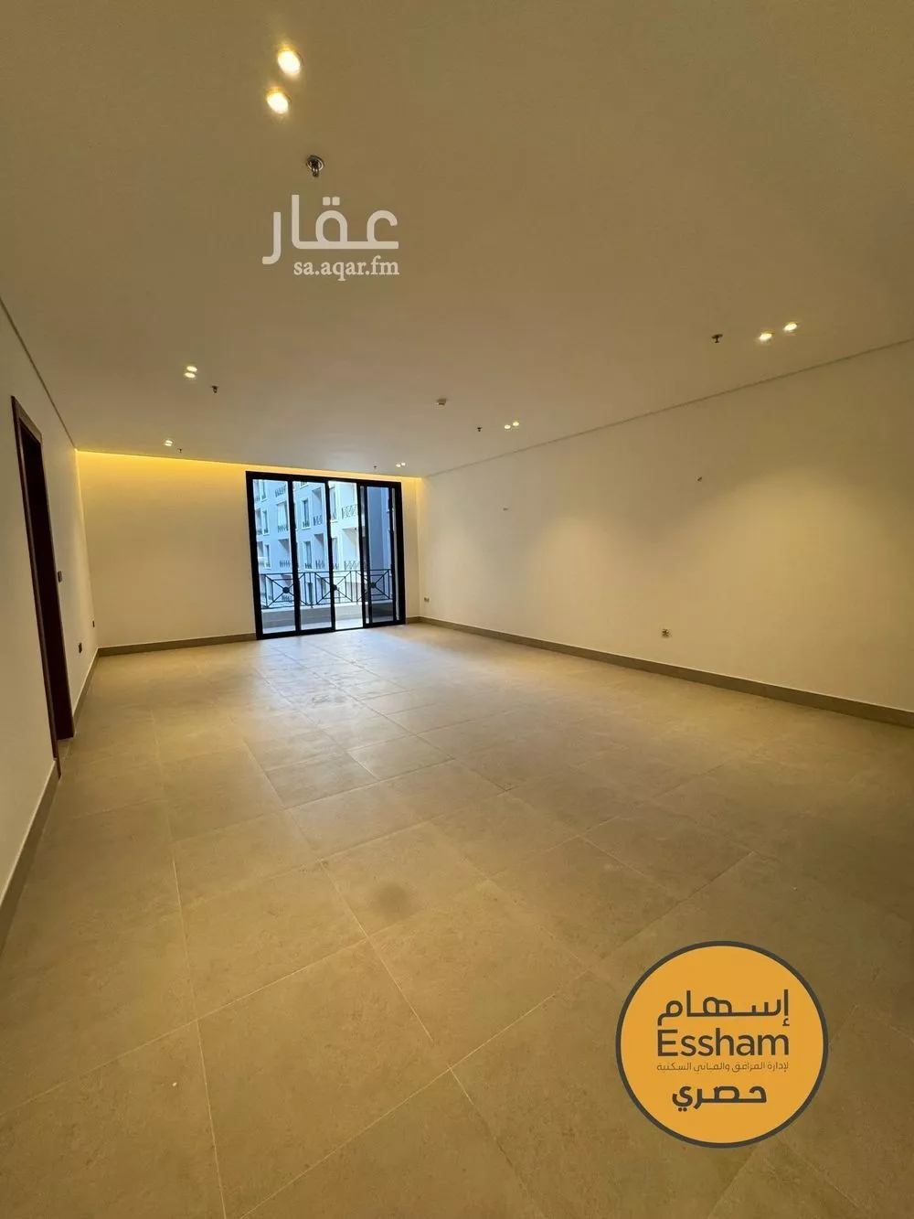 3 bedroom apartment in Al Hizam Al Thahabi 6