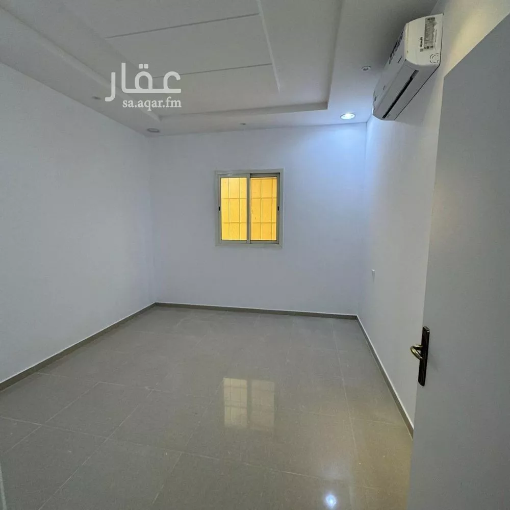 3 bedroom floor in Al Malqa 2