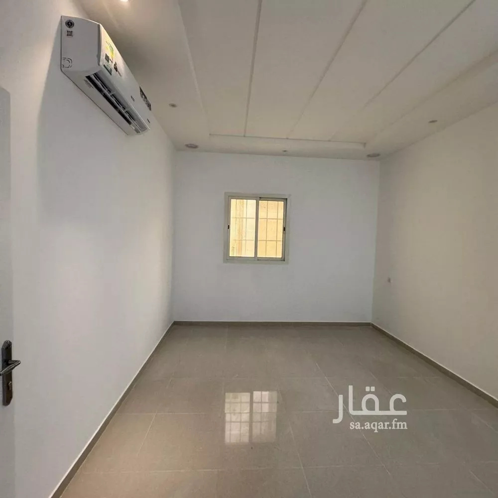 3 bedroom floor in Al Malqa 4