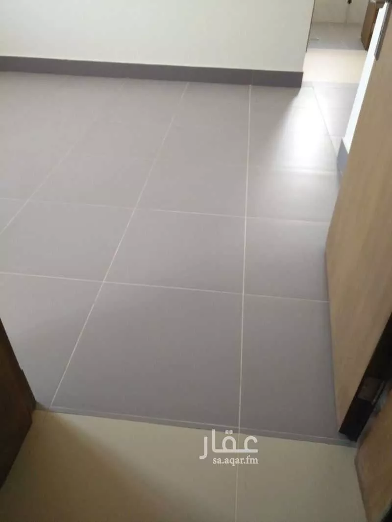 شقة 3 غرف في النرجس 18