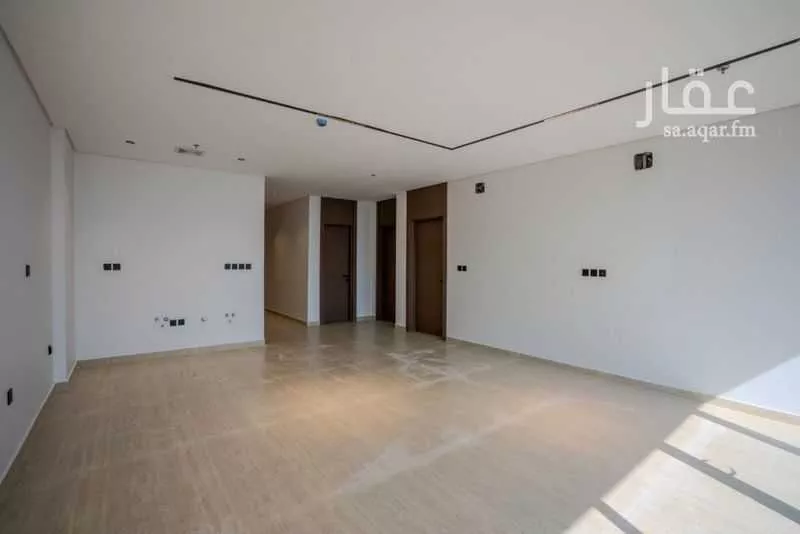 3 bedroom apartment in Al Khour 12