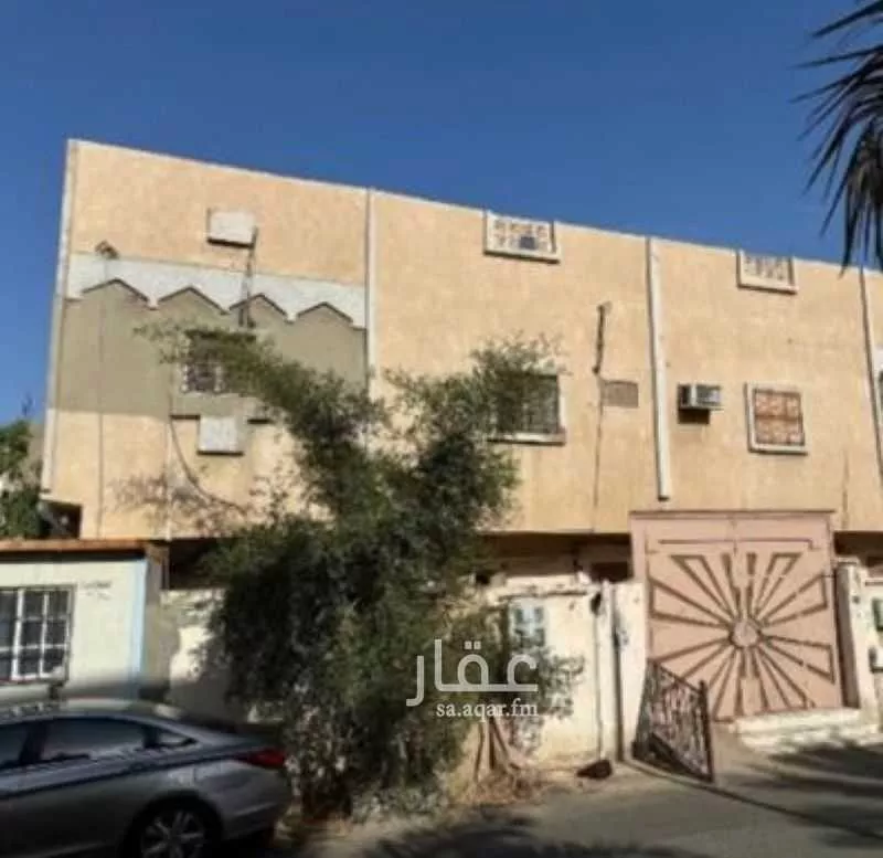 7 bedroom apartment in Al Buhayrat 2