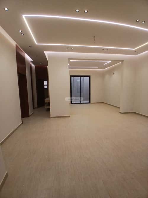 9 bedroom villa in Al Nukhbah 2