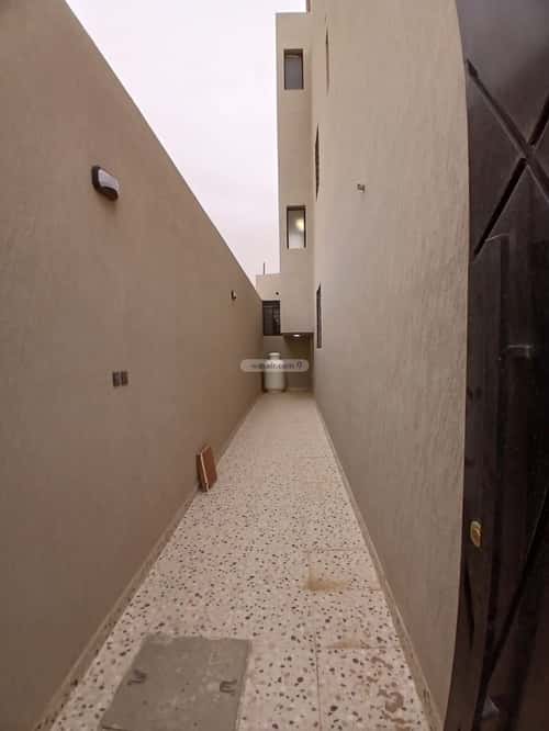 9 bedroom villa in Al Nukhbah, Riyadh 11