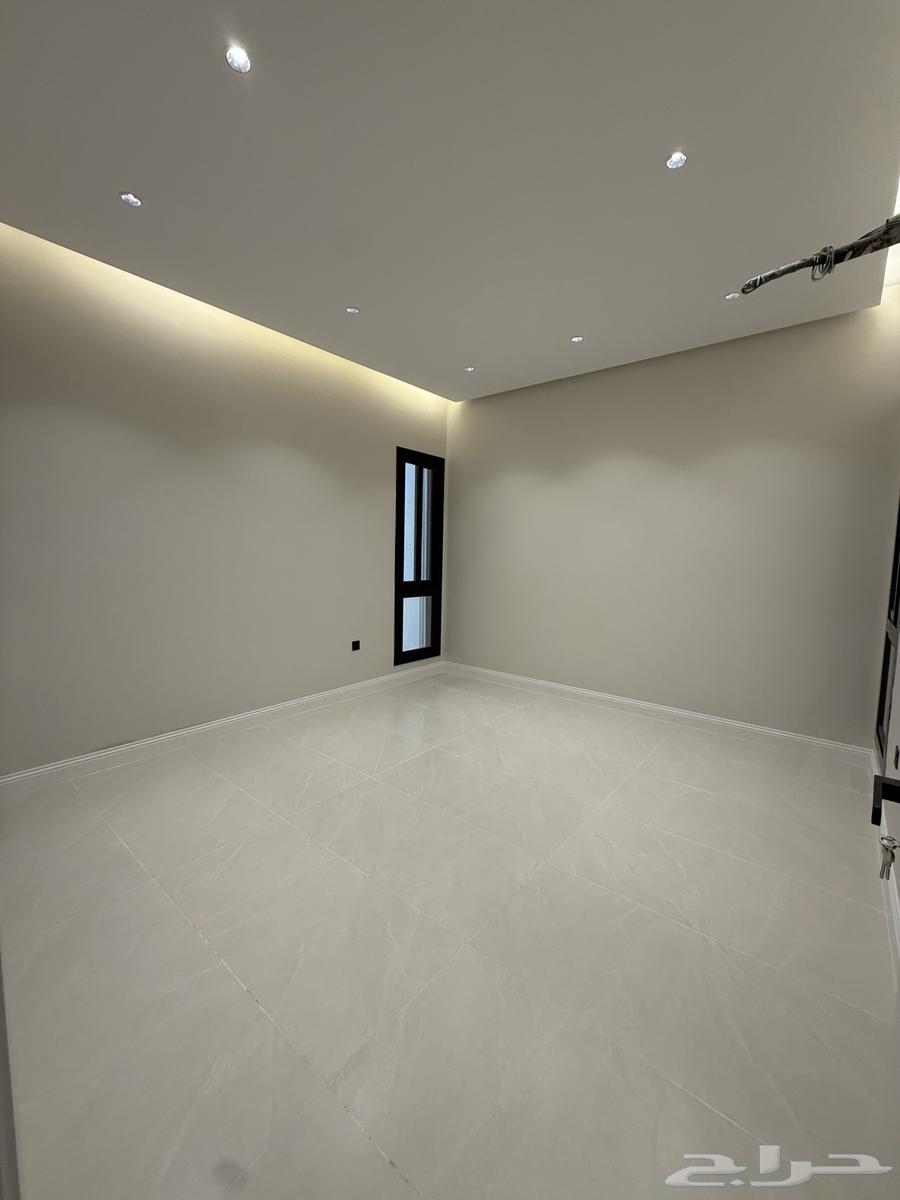 4 bedroom apartment in Batha Quraysh 9