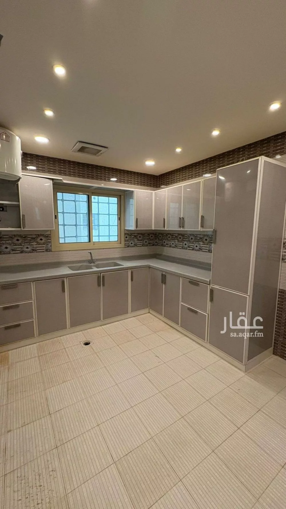 3 bedroom floor in Al Narjis 5