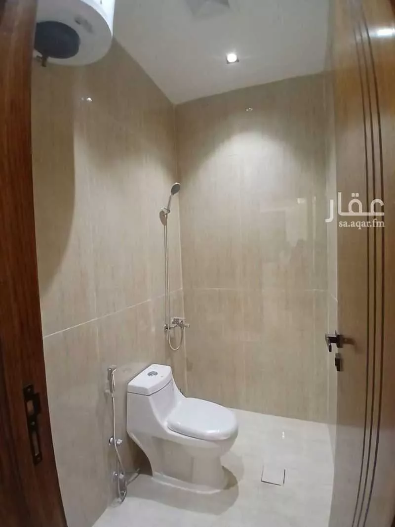 3 bedroom apartment in Al Hazm 7