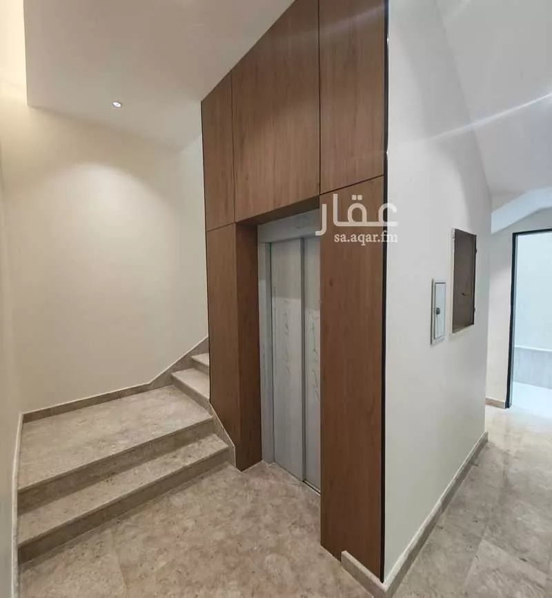 فيلا 18 غرف في العارض 19