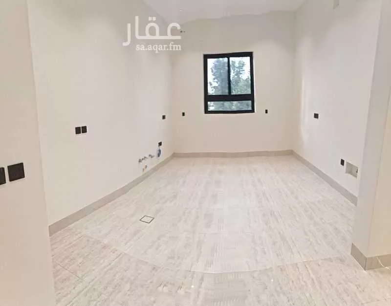 فيلا 18 غرف في العارض 20