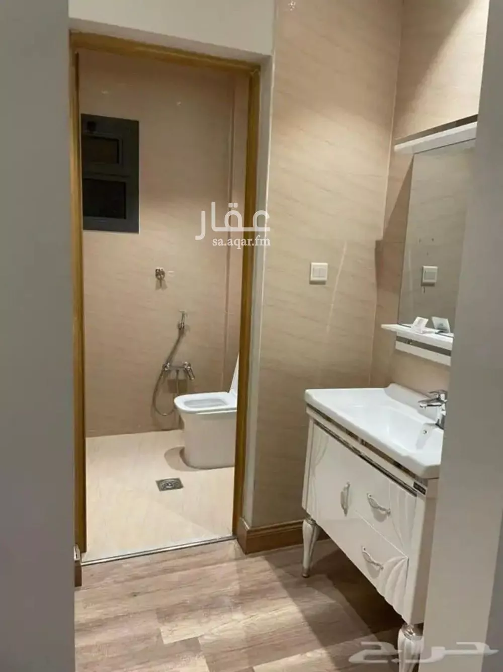 6 bedroom apartment in Al Hamra 3