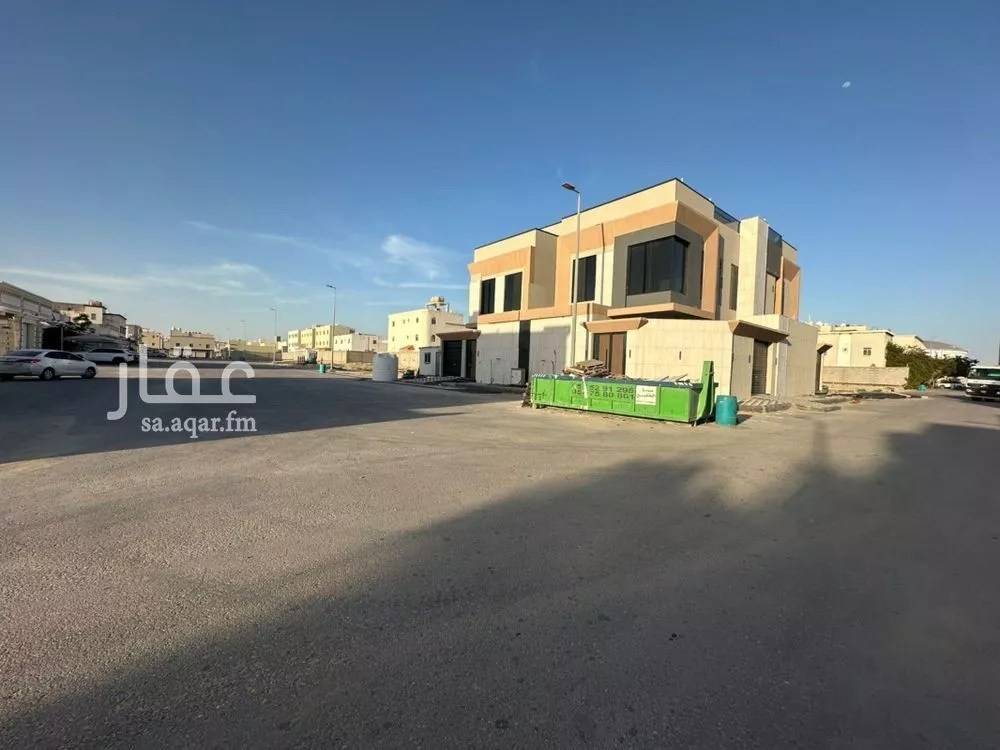 7 bedroom villa in As Sawari 7