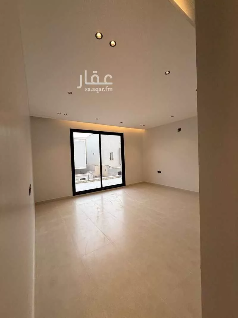 6 bedroom apartment in Al Rawdah 13