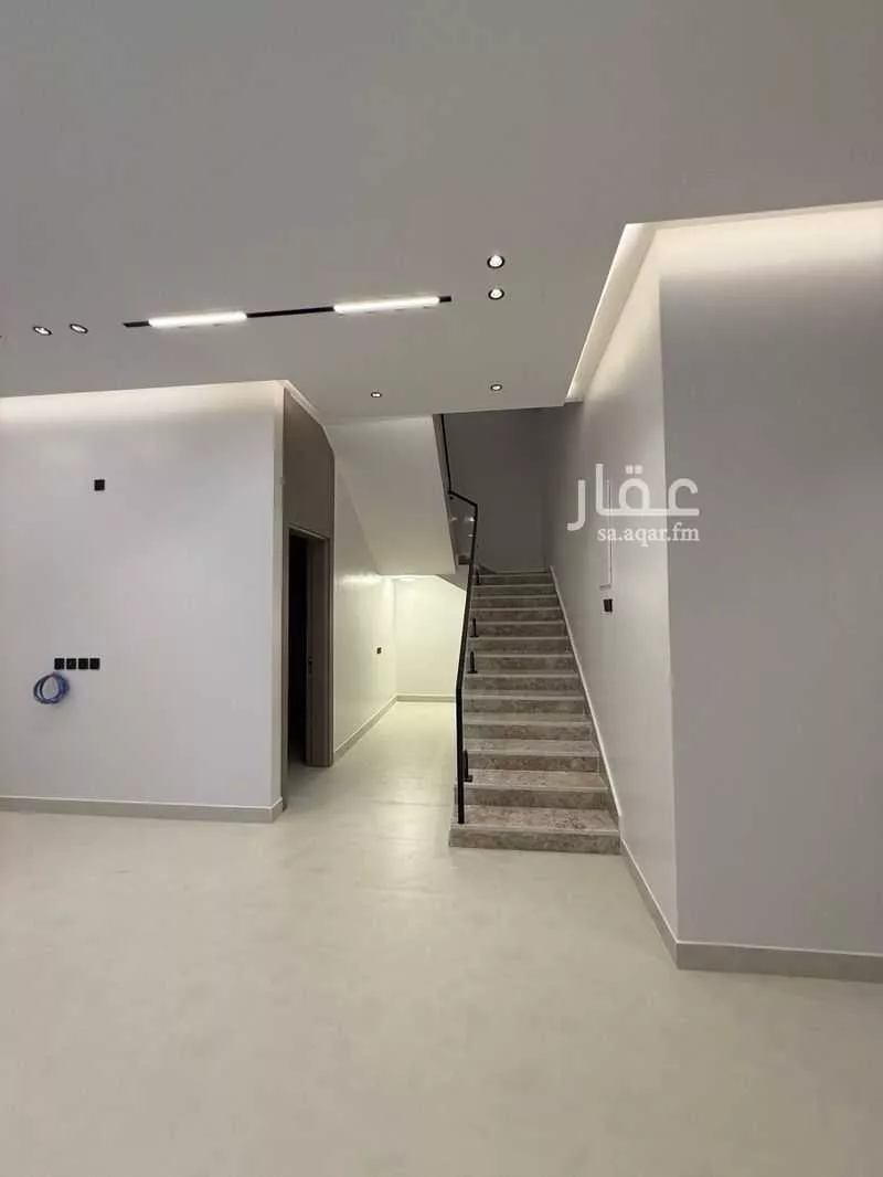 6 bedroom apartment in Al Rawdah 15
