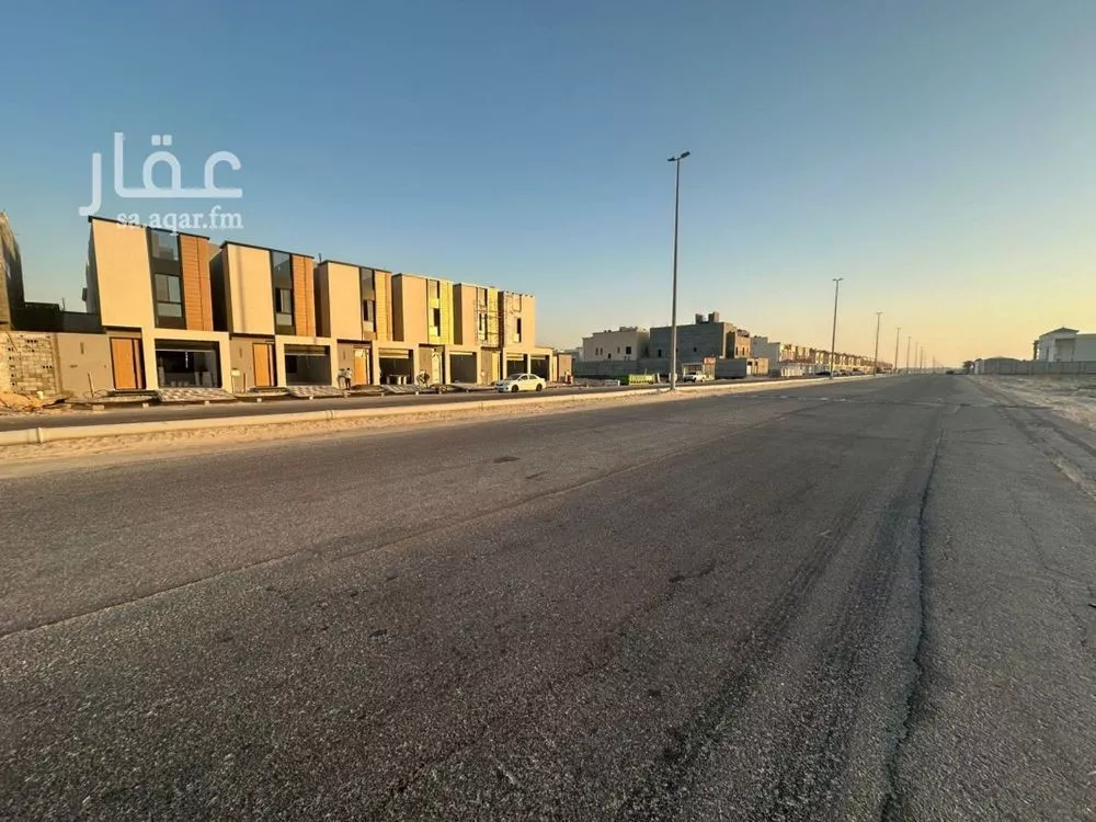 فيلا 7 غرف في اللؤلؤ 11