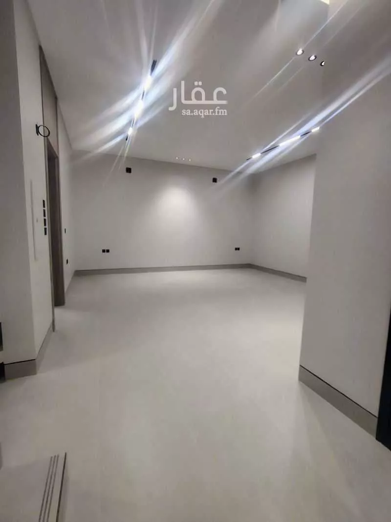 فيلا 6 غرف في المهدية 5
