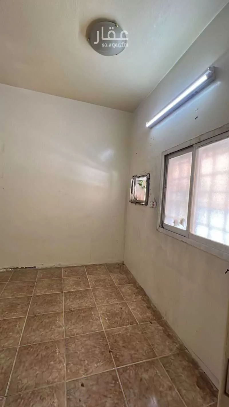 8 bedroom villa in As Suwaidi 11