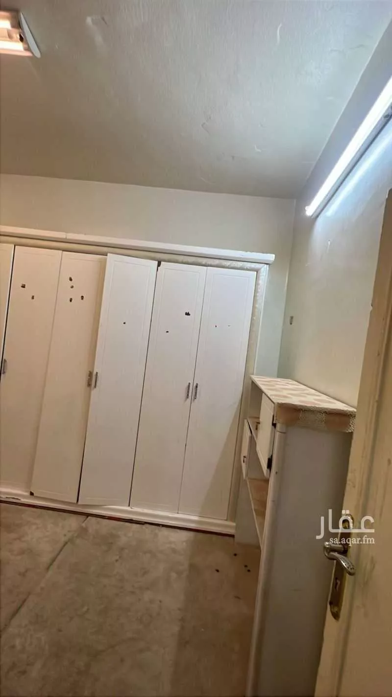 8 bedroom villa in As Suwaidi 15