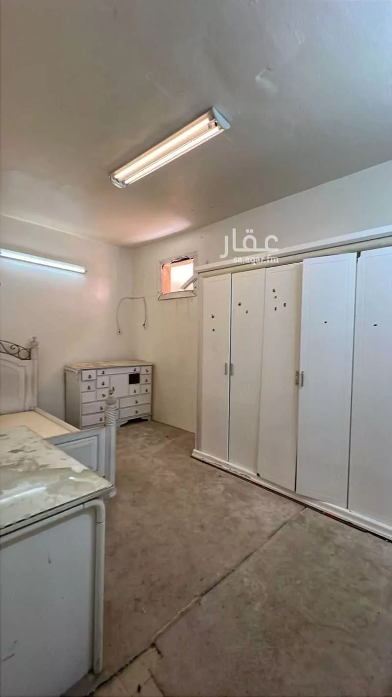 8 bedroom villa in As Suwaidi 16