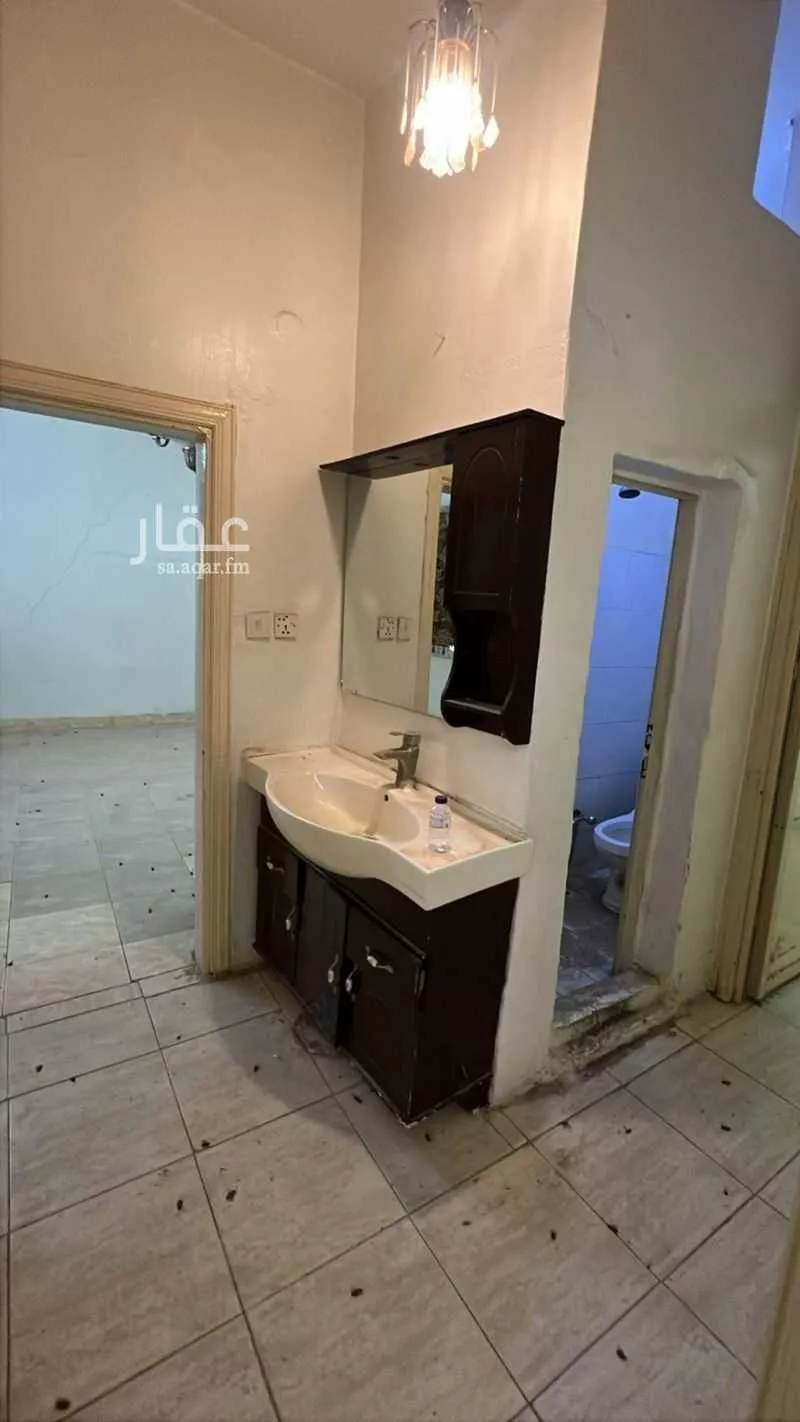 8 bedroom villa in As Suwaidi 21